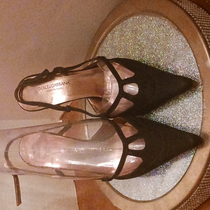 Dolce & Gabbana. Size 40